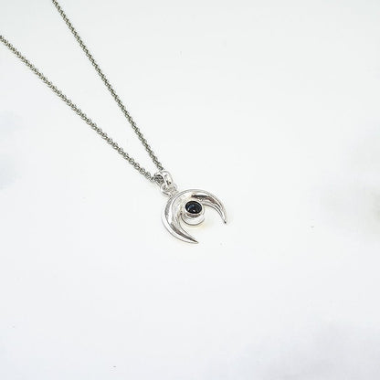 Colgante Luna Invertida de Turmalina - Plata de Ley 925 - Mystical Tienda