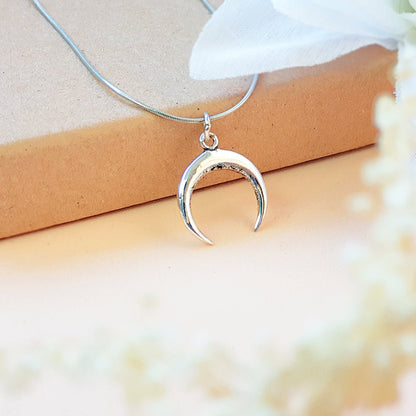 Colgante Moon en Plata de Ley 925 - Mystical Tienda
