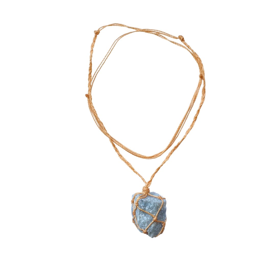 Collar Macramé de Cuarzo Azul en Bruto - Mystical Tienda