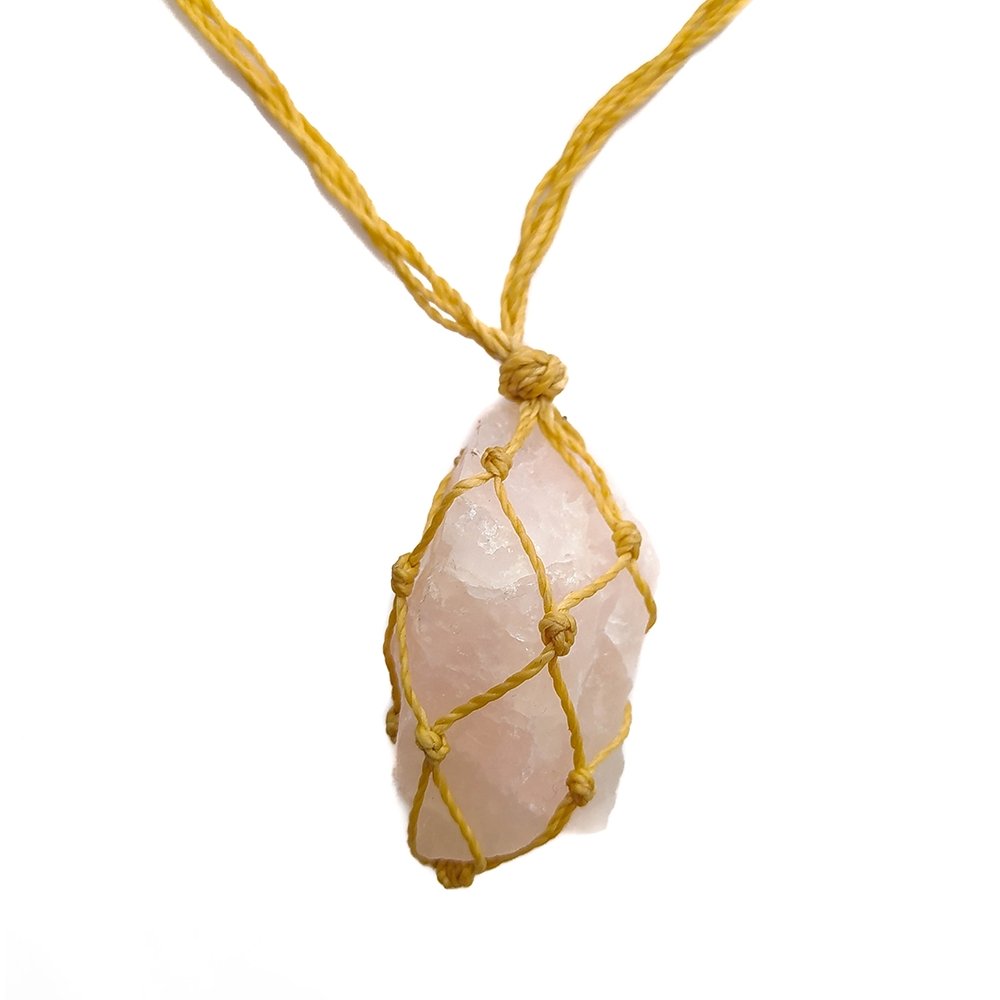 Collar Macramé de Cuarzo Rosa en Bruto - Mystical Tienda Esotérica y de Minerales