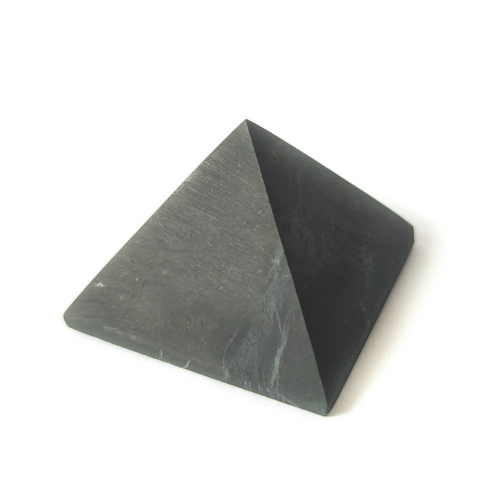 Pirámide de Shungit Mate - Mystical Tienda Esotérica y de Minerales